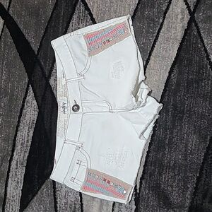 BUCKLE DAYTRIP CAPRICORN EMBROIDERED STUDDED DENIM JEAN SHORTS